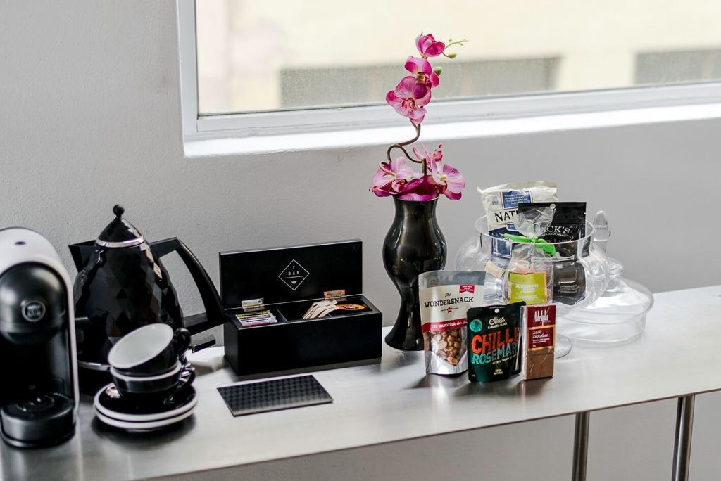 Adelphi Hotel Melbourne Ngoại thất bức ảnh A tea station