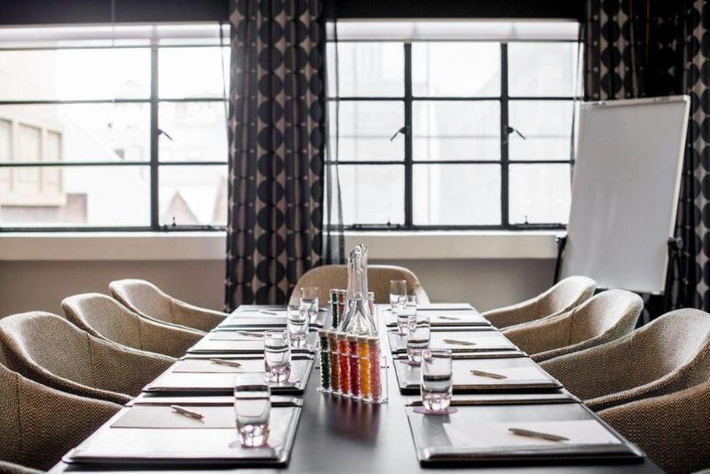 Adelphi Hotel Melbourne Ngoại thất bức ảnh The boardroom at the hotel