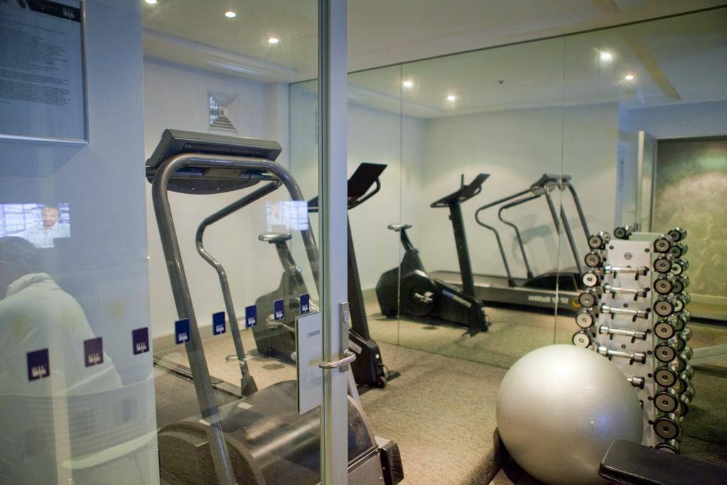 Adelphi Hotel Melbourne Ngoại thất bức ảnh The gym